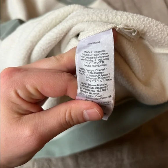 Floral Tiered Long-Sleeve Maxi Dress - Blue Green Floral - Picture 3 of 4